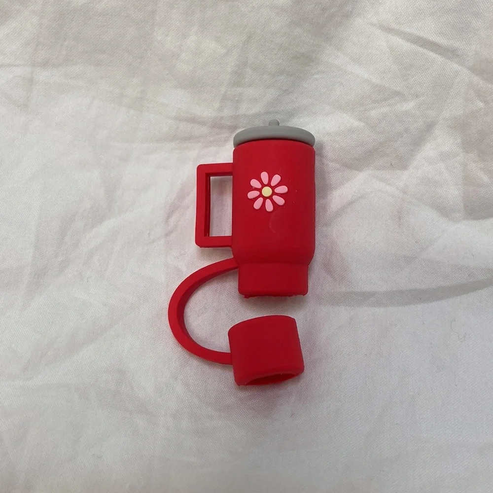 SHEIN red silicone straw cover cap for Stanley Cup. Straw topper. One size. - Picture 6 of 11